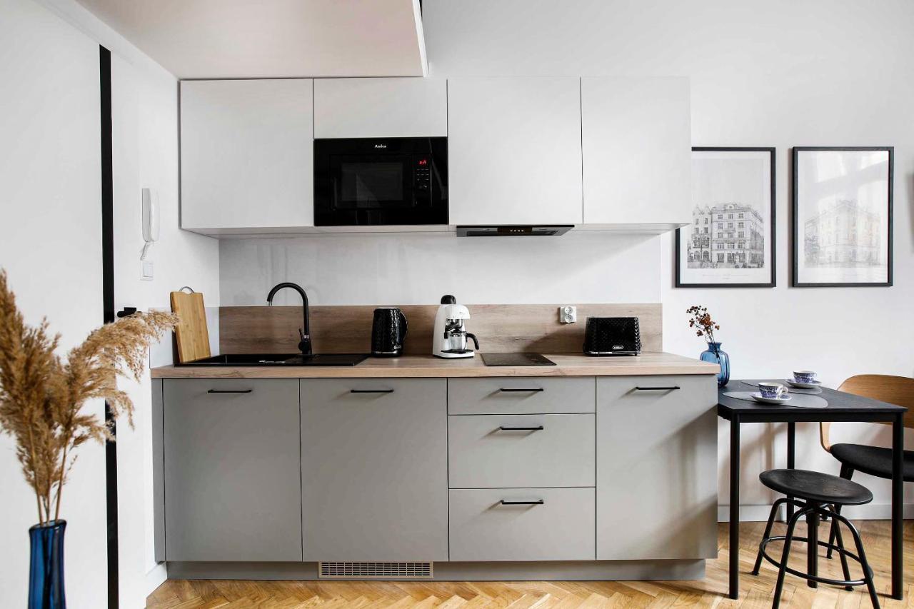 Charming Studio With Kitchen - Old Town, Main Station Краков Экстерьер фото
